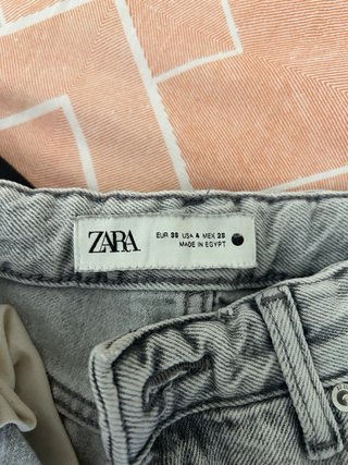 Vaqueros Zara grises