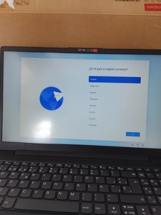 Lenovo V15 G4 Portátil Negro