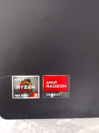 Lenovo V15 G4 Portátil Negro