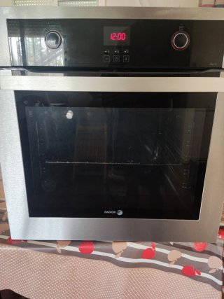 Horno empotrable y microondas