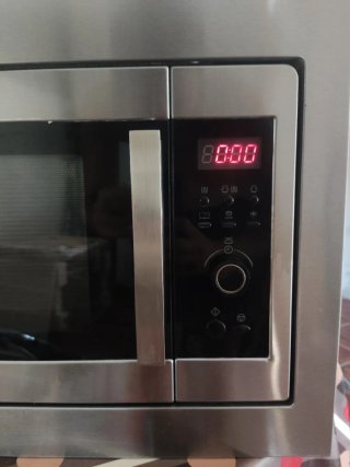 Horno empotrable y microondas
