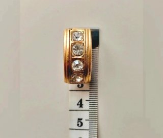 Pendientes vintage dorados con circonitas