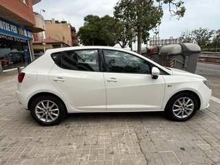 SEAT Ibiza 2016 pegatina C de la DGT