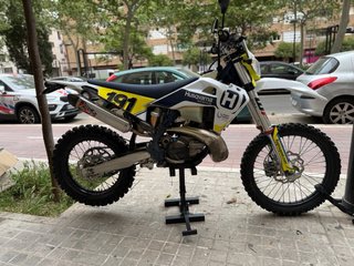 Husqvarna TE 250i 2023 Enduro Moto