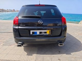 Opel Signum 2004