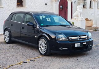 Opel Signum 2004