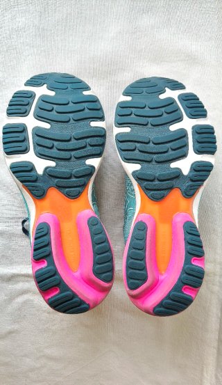 Zapatillas mujer  running Mizuno Wave Ultima 40.5