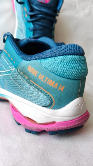 Zapatillas mujer  running Mizuno Wave Ultima 40.5