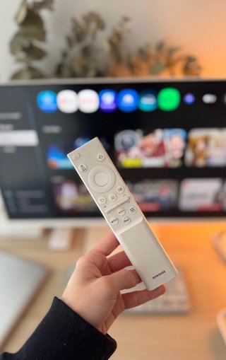 Monitor Samsung M5 Smart 27 Blanco