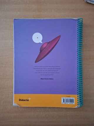 Libro Llengua Catalana y Caixa D'Eines 4°ESO.