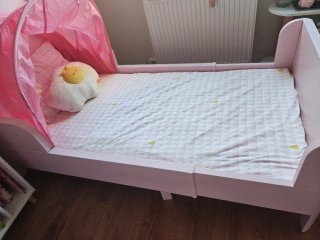 Cama infantil extensible rosa + Colchón +dosel