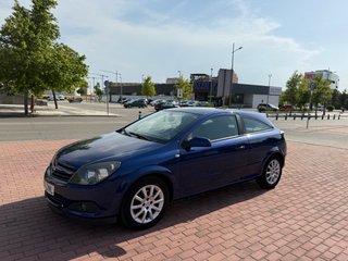 Opel Astra GTC 1.6 GASOLINA 3 PUERTAS