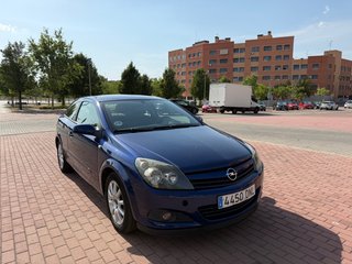 Opel Astra GTC 1.6 GASOLINA 3 PUERTAS