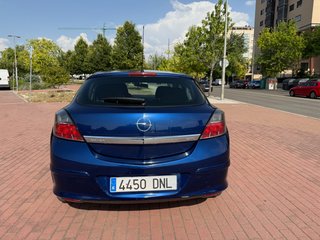 Opel Astra GTC 1.6 GASOLINA 3 PUERTAS
