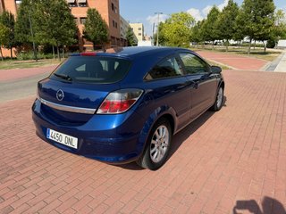 Opel Astra GTC 1.6 GASOLINA 3 PUERTAS