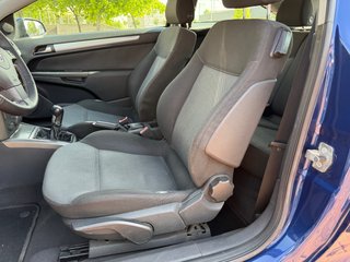 Opel Astra GTC 1.6 GASOLINA 3 PUERTAS