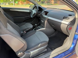 Opel Astra GTC 1.6 GASOLINA 3 PUERTAS