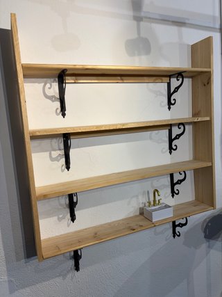Estantería de madera natural con 4 baldas