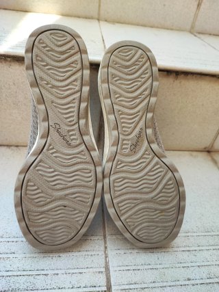 Manoletinas Skechers color topo
