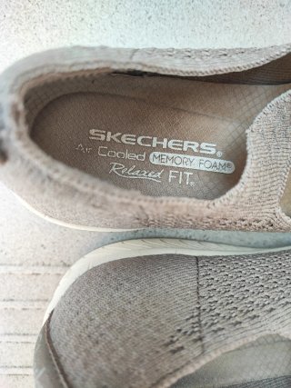 Manoletinas Skechers color topo