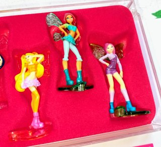 Kinder Sorpresa Winx Club 2012