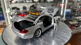 Mercedes sl55 safety car f1 escala 1:18