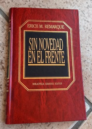 Sin Novedad en el Frente - Tapa Dura 1986 Vintage