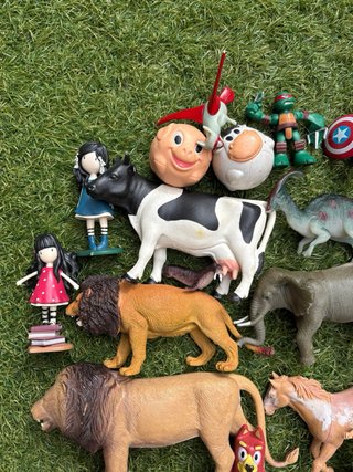Lote de figuras de colección
