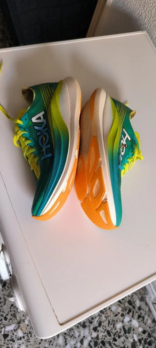 Zapatilla Hoka Verde/Naranja/Amarillo