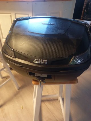 Cofre de moto GIVI