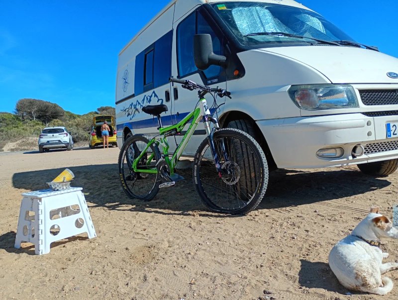 Ford Transit 2006 - foto 1