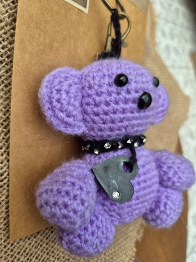 Llavero Oso Morado Crochet