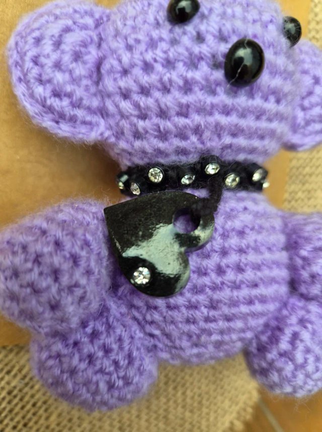Llavero Oso Morado Crochet