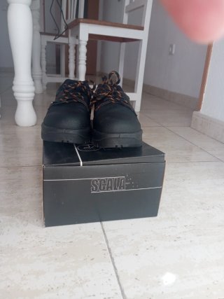 Zapatos de seguridad negros para cocina