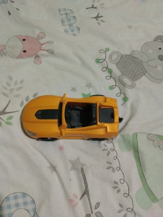 Coche Lamborghini FAMOSA amarillo