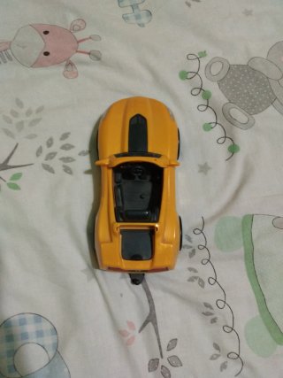 Coche Lamborghini FAMOSA amarillo