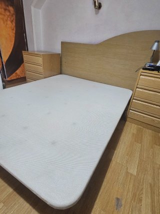 Base cama + 2 mesitas noche