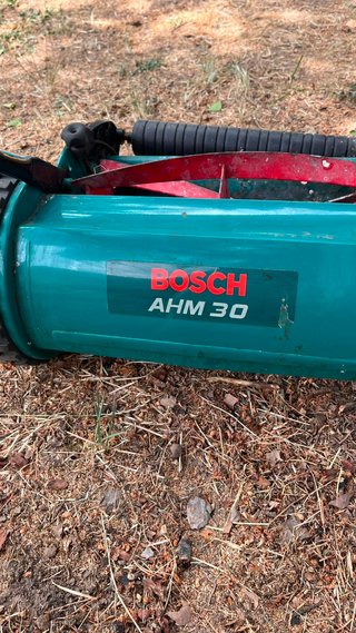 Cortacésped manual Bosch AHM 30