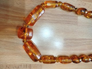 Collana in ambra baltica