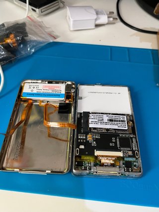 iPod 5ª Gen 64GB SSD Transparente