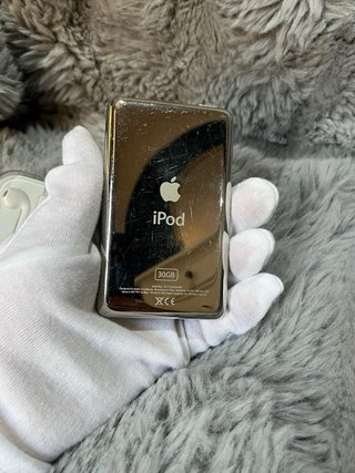iPod 5ª Gen 64GB SSD Transparente