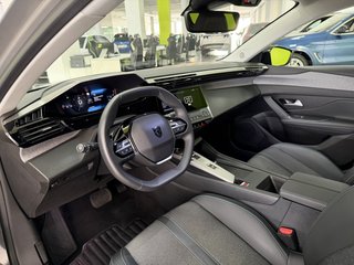 Peugeot 408 Allure Hybrid 1.2 145CV eDCS6 MHEV !!!