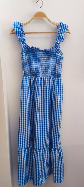 Vestido verano mujer cuadros azul y blanco.