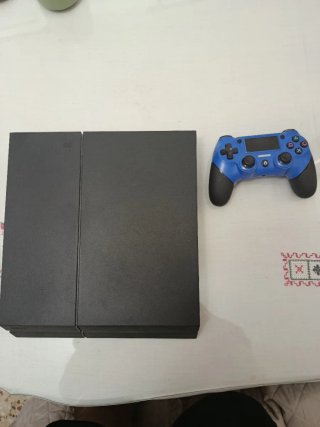 Consola PS4 + Mando + Dark Souls 3