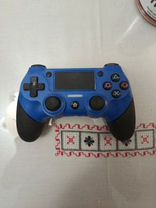 Consola PS4 + Mando + Dark Souls 3