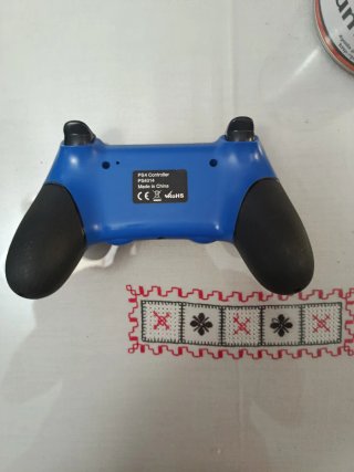 Consola PS4 + Mando + Dark Souls 3