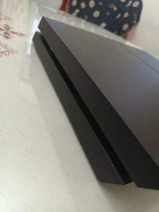 Consola PS4 + Mando + Dark Souls 3