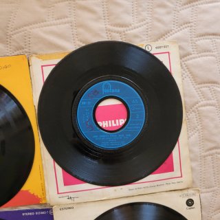 Lote 5 Vinilos 7" 45RPM Rock Internacional