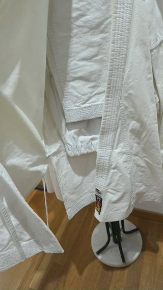 Kimono Karate Daedo Blanco