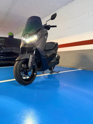 Yamaha NMAX 125 Impecable